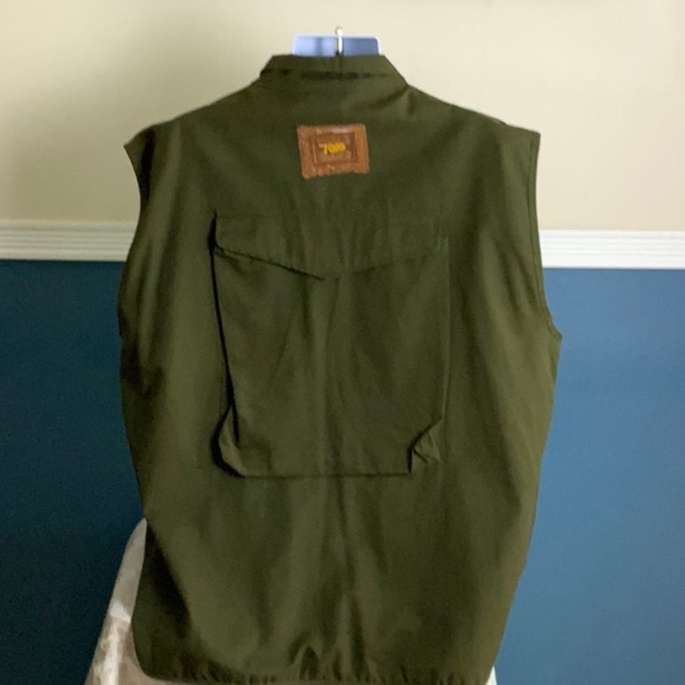 World Top Class Vest View 2